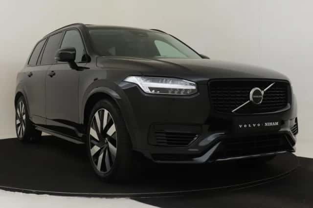Volvo XC90 (2024) thumbnail 10