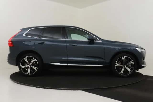 Volvo XC60 (2024) thumbnail 12