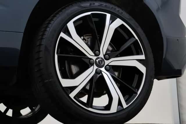 Volvo XC60 (2024) thumbnail 35