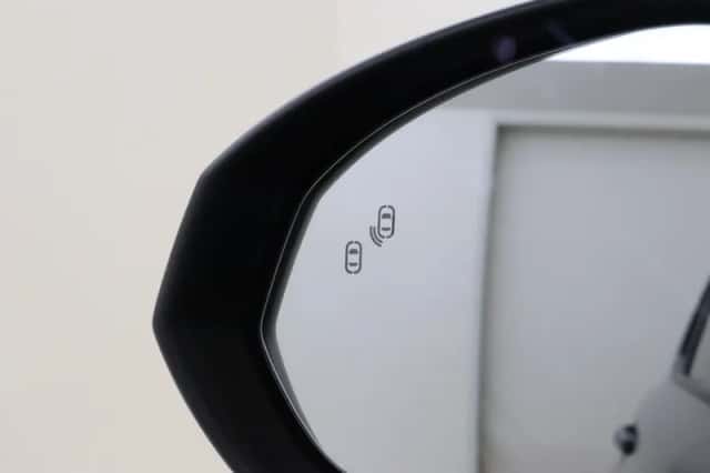 Lynk & Co 01 (2024) thumbnail 32