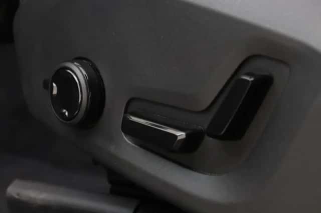 Volvo XC60 (2025) thumbnail 28