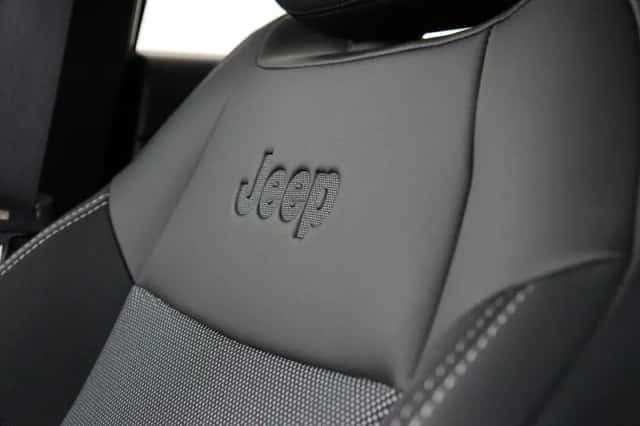 Jeep Avenger (2025) thumbnail 24