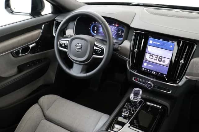 Volvo V90 (2023) thumbnail 5