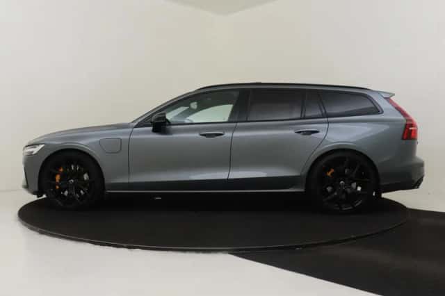 Volvo V60 (2021) thumbnail 6