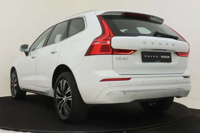 Volvo XC60 (2021) thumbnail 5