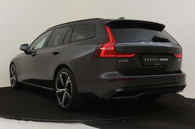 Volvo V60 (2025) thumbnail 5