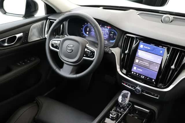 Volvo V60 (2025) thumbnail 6