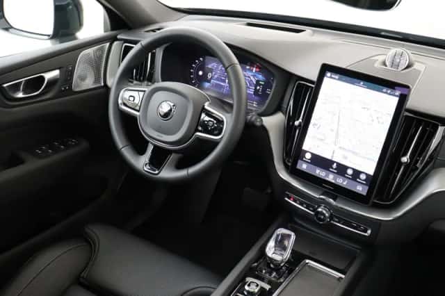 Volvo XC60 (2025) thumbnail 6