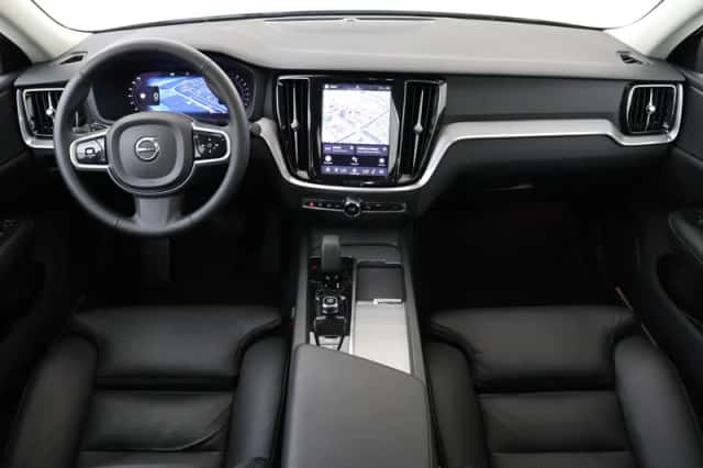 Volvo S60 (2024) thumbnail 3