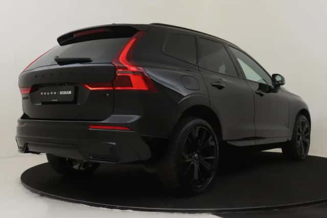 Volvo XC60 (2025) thumbnail 2