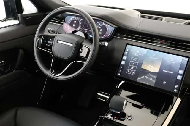 Land Rover Range Rover Sport (2026) thumbnail 6