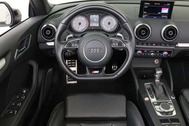 Audi A3 (2015) thumbnail 1