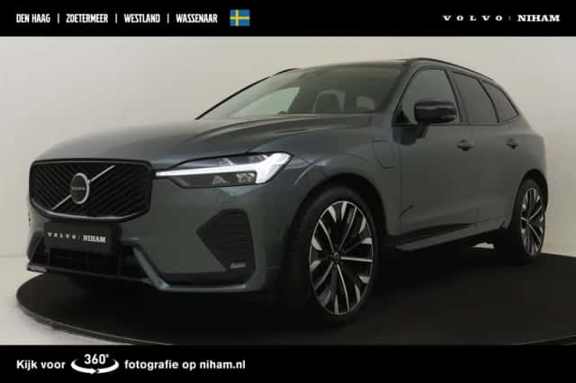 Volvo XC60 (2025) thumbnail 1