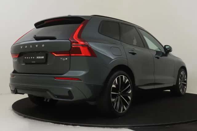 Volvo XC60 (2025) thumbnail 3
