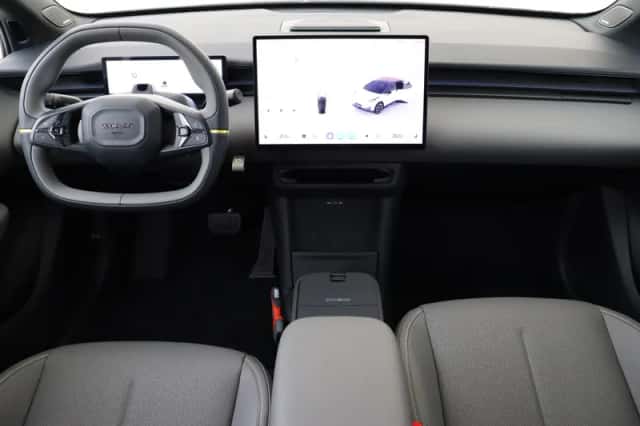 Lynk & Co 02 (2026) thumbnail 4
