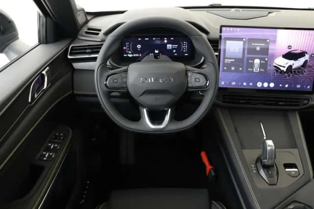 Lynk & Co 01 (2026) thumbnail 1