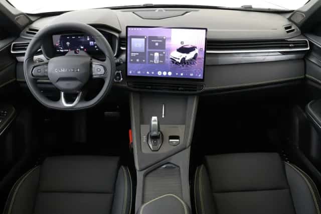 Lynk & Co 01 (2026) thumbnail 3