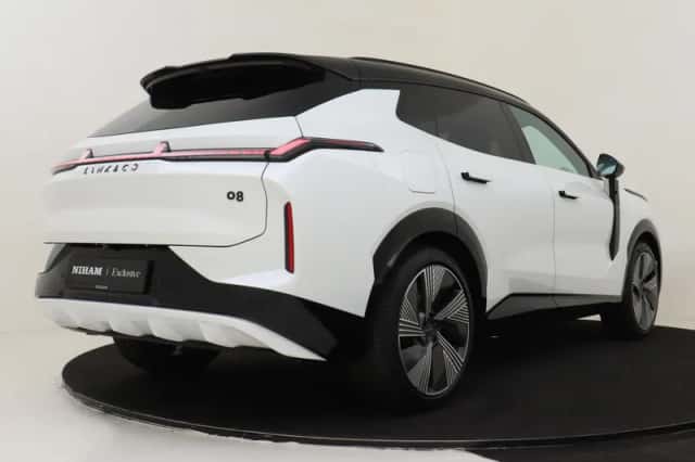 Lynk & Co 08 (2026) thumbnail 3