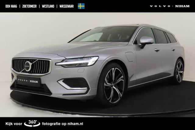 Volvo V60 (2025) thumbnail 1