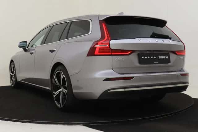 Volvo V60 (2025) thumbnail 5