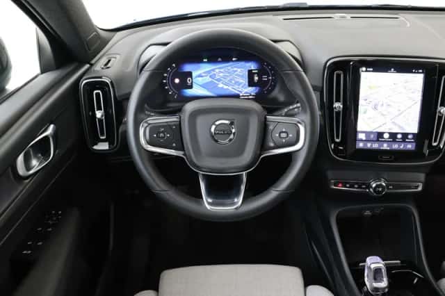 Volvo XC40 (2022) thumbnail 1