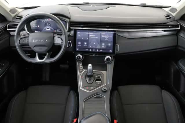 Lynk & Co 01 (2022) thumbnail 3