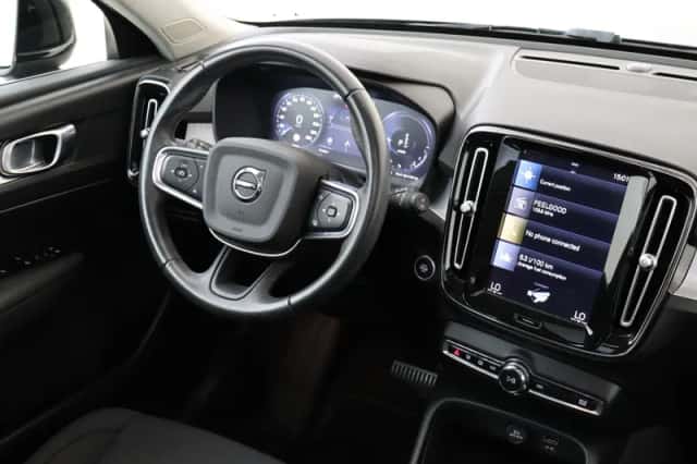 Volvo XC40 (2021) thumbnail 5