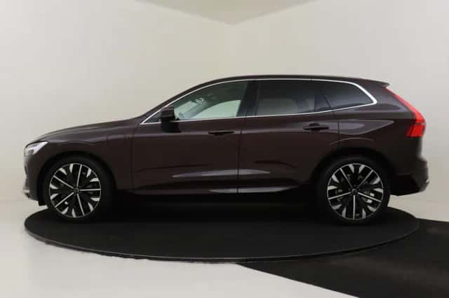 Volvo XC60 (2025) thumbnail 6