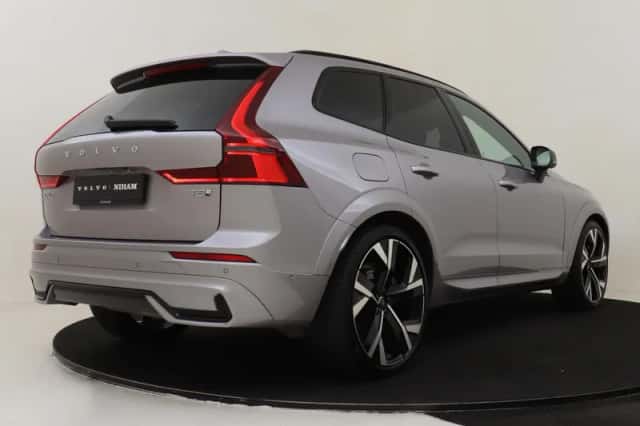 Volvo XC60 (2025) thumbnail 2
