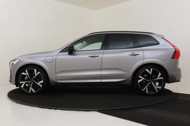 Volvo XC60 (2025) thumbnail 6