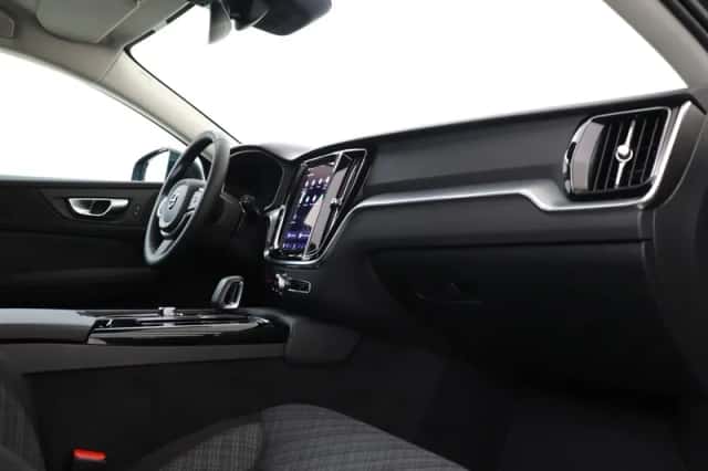 Volvo V60 (2025) thumbnail 11