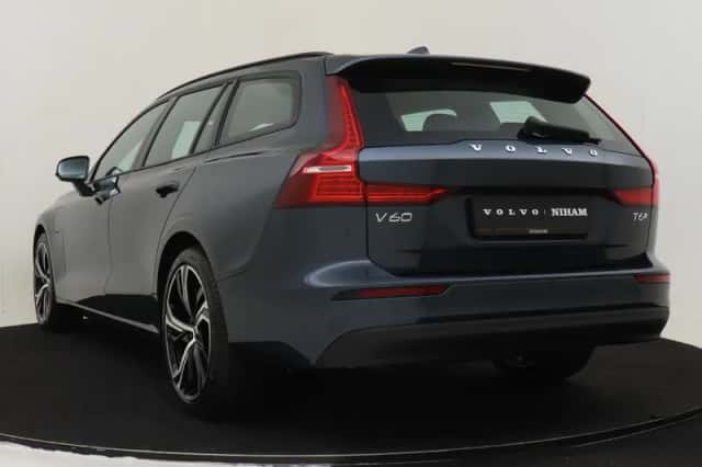 Volvo V60 (2025) thumbnail 4