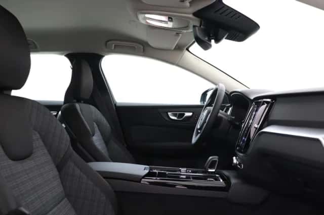 Volvo V60 (2025) thumbnail 9