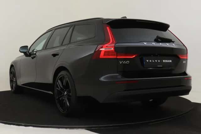 Volvo V60 (2025) thumbnail 4