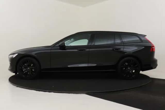Volvo V60 (2025) thumbnail 6