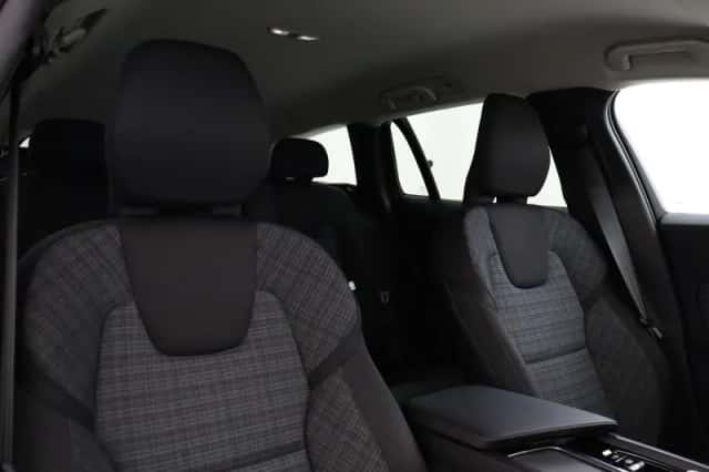 Volvo V60 (2025) thumbnail 9
