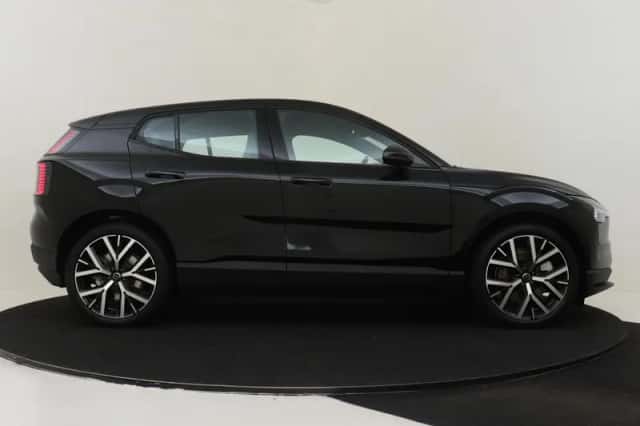 Volvo EX30 (2025) thumbnail 12