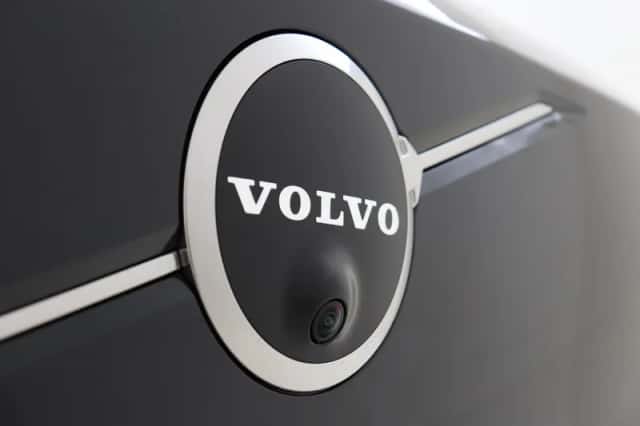 Volvo EX30 (2025) thumbnail 17