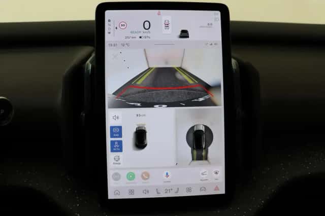 Volvo EX30 (2025) thumbnail 19
