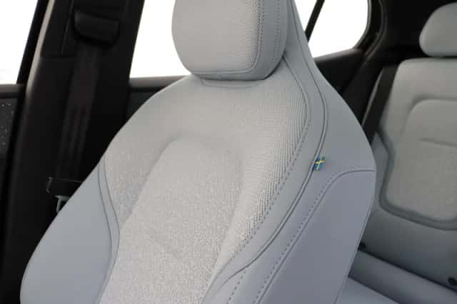 Volvo EX30 (2025) thumbnail 26
