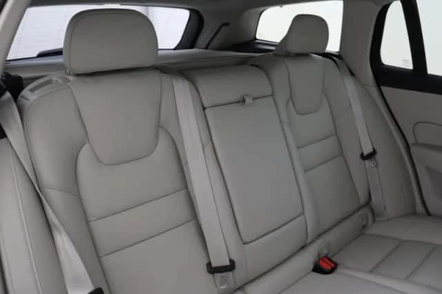 Volvo V60 (2025) thumbnail 11