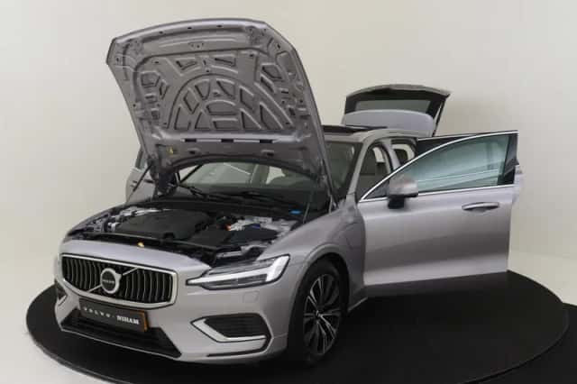 Volvo V60 (2025) thumbnail 16