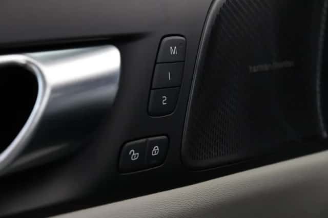 Volvo V60 (2025) thumbnail 25