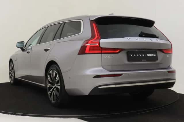 Volvo V60 (2025) thumbnail 4
