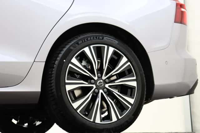 Volvo V60 (2025) thumbnail 35