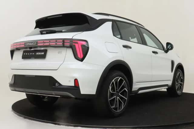 Lynk & Co 01 (2026) thumbnail 2