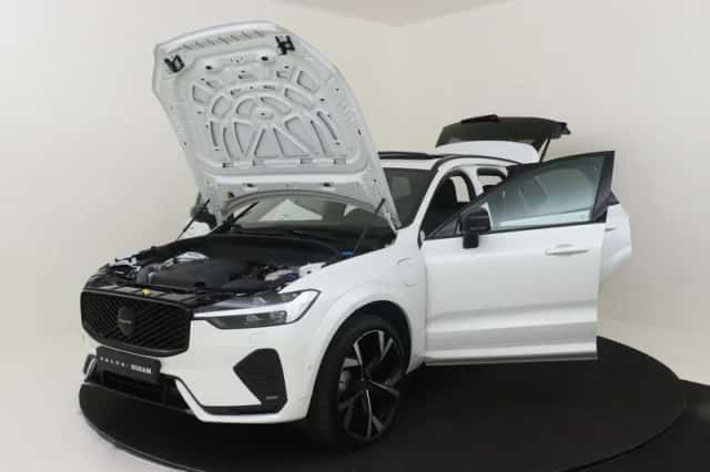 Volvo XC60 (2025) thumbnail 16