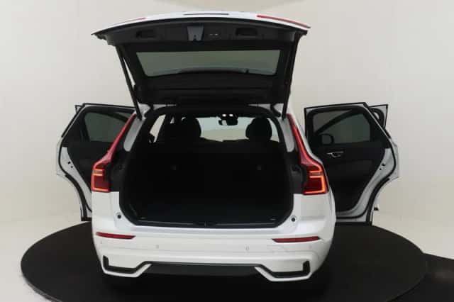 Volvo XC60 (2025) thumbnail 22
