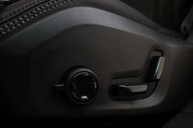 Volvo V60 (2025) thumbnail 24