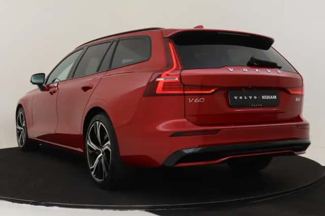 Volvo V60 (2025) thumbnail 4